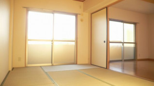 リビング・和室（203号は反転タイプとなります。）